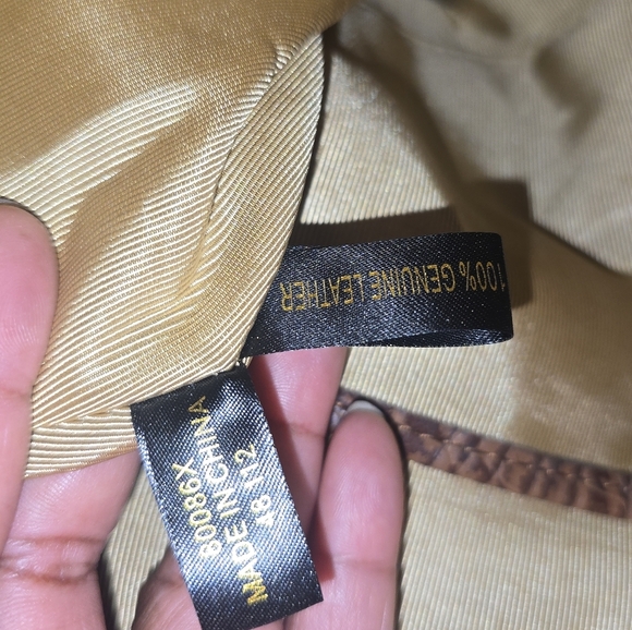 Etienne Aigner Leather Vintage Croc Embossed  Cream & Brown Tote Satchel 15x10" - Picture 11 of 15